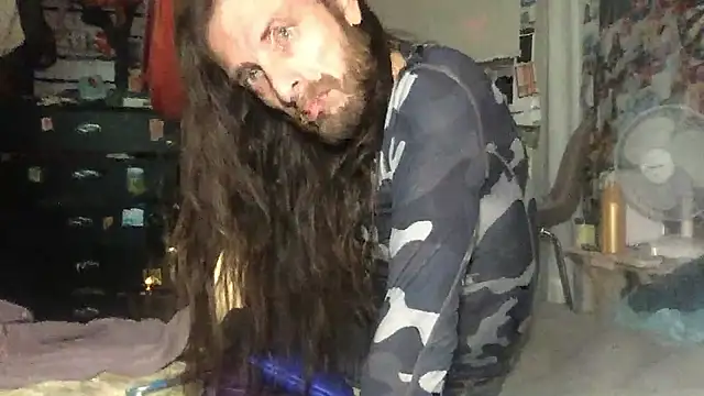 DownstairsSky online show from October 2025 03:58:02 AM
