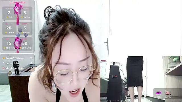 Snapshot of -orange_ chatting on March 2025 05:52:02 AM -orange online show from March 2025 05:52:02 AM