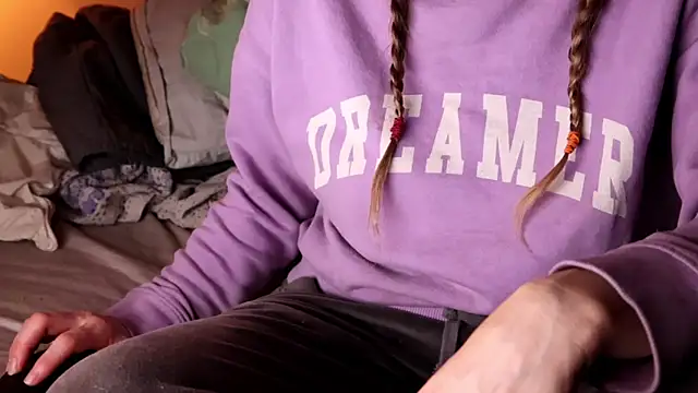 xxpixeyxx online show from March 2025 12:01:02 PM