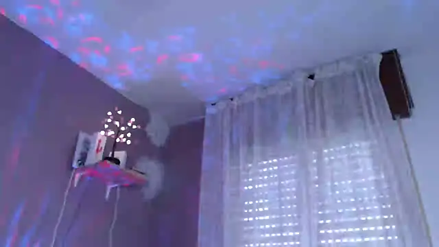 Snapshot of Latina_BigBoobs chatting on October 2025 10:25:01 AM Latina BigBoobs online show from October 2025 10:25:01 AM