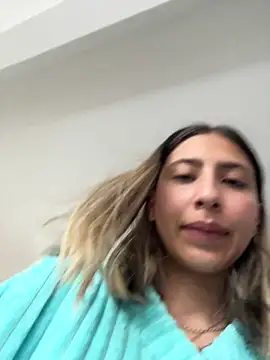 Ameellie online show from May 2026 02:48:01 PM
