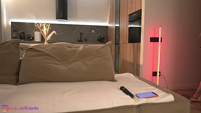 eva m1racle  online show from April 2026 09:17:02 PM