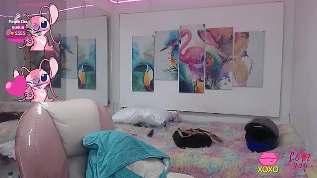 alegriamartinez online show from September 2025 07:25:02 PM