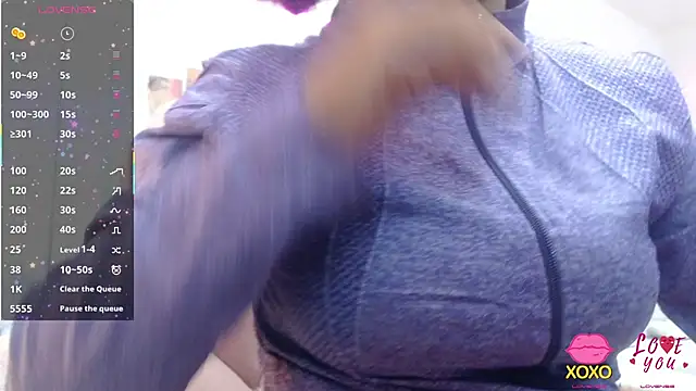 alegriamartinez online show from November 2025 07:35:02 PM