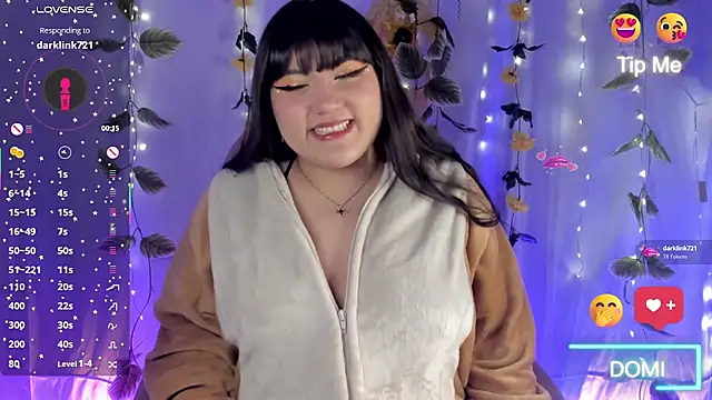 Snapshot of limoncito_blossom chatting on November 2025 02:43:02 AM limoncito blossom online show from November 2025 02:43:02 AM