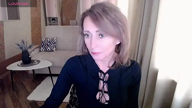 HornyMilf 777 online show from February 2025 05:25:01 AM