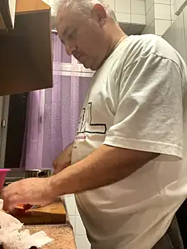 Snapshot of Russirayu chatting on October 2025 06:30:02 PM Russirayu online show from October 2025 06:30:02 PM