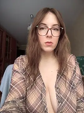 MommmyYummy online show from January 2026 01:16:02 PM