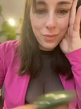 MommmyYummy online show from March 2026 10:20:01 AM