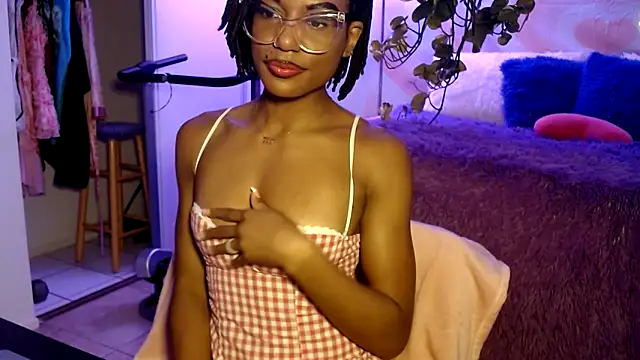 CocoSage online show from December 2025 11:46:02 PM