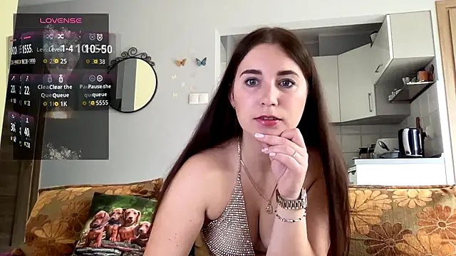 Teylor Love online show from September 2025 12:07:02 PM