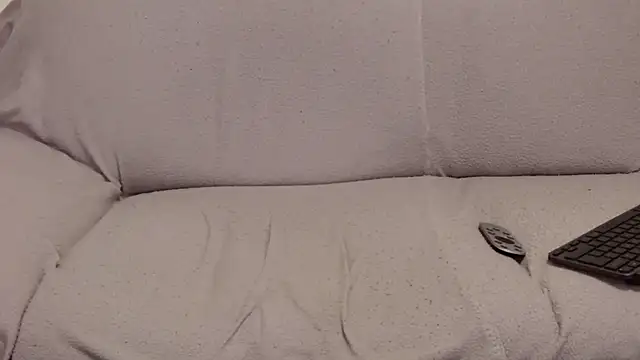 Snapshot of NaturalDom chatting on March 2025 03:52:02 AM NaturalDom online show from March 2025 03:52:02 AM