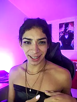 Snapshot of Alahia_Rodriguez chatting on February 2025 06:19:01 PM Alahia Rodriguez online show from February 2025 06:19:01 PM