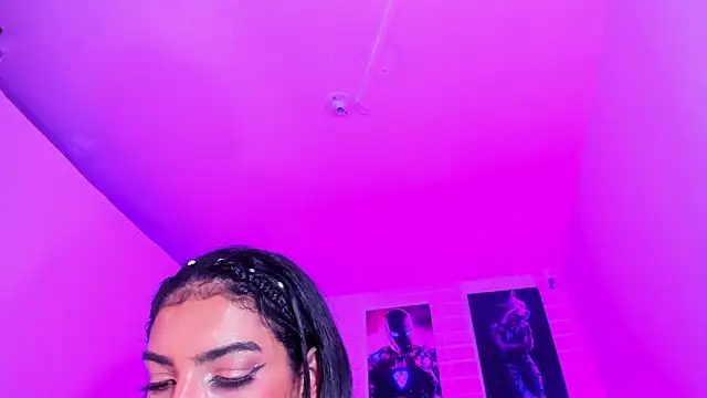 Snapshot of Alahia_Rodriguez chatting on March 2025 02:15:02 AM Alahia Rodriguez online show from March 2025 02:15:02 AM