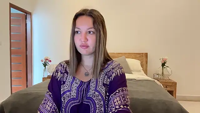 Nelly Fischer online show from September 2025 01:09:01 AM