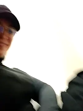 Ulyana72882 online show from January 2025 06:19:02 PM