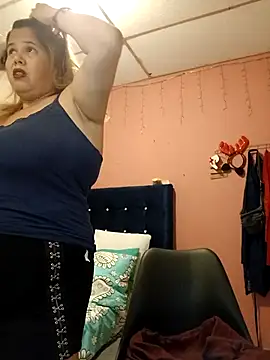 EllisW8 online show from February 2025 10:58:02 AM