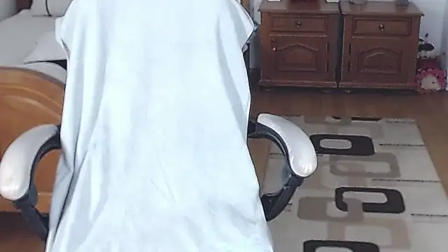 Snapshot of evamaria2024 chatting on January 2025 02:37:01 PM evamaria2024 online show from January 2025 02:37:01 PM