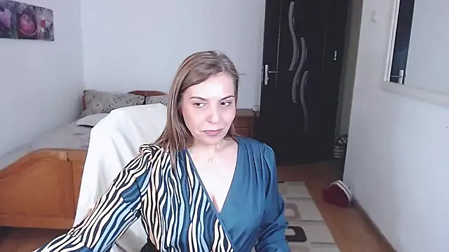 Snapshot of evamaria2024 chatting on November 2025 09:42:02 AM evamaria2024 online show from November 2025 09:42:02 AM