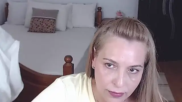 Snapshot of evamaria2024 chatting on June 2026 08:42:02 AM evamaria2024 online show from June 2026 08:42:02 AM