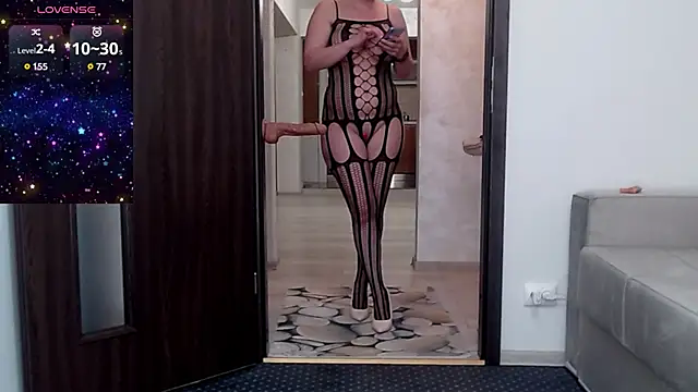 Carmela fox online show from February 2025 02:41:01 PM