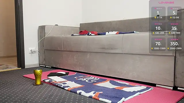 Carmela fox online show from April 2026 10:05:02 AM