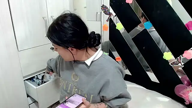 katery wok11 online show from November 2025 05:37:02 PM