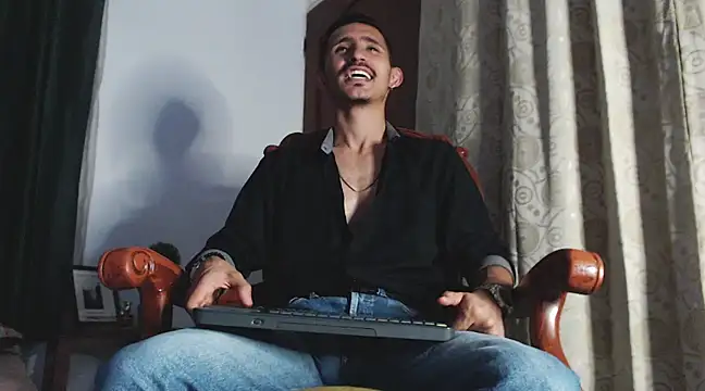 HomeAloneK online show from January 2025 10:49:02 PM