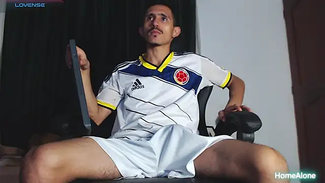 HomeAloneK online show from March 2025 07:44:02 PM