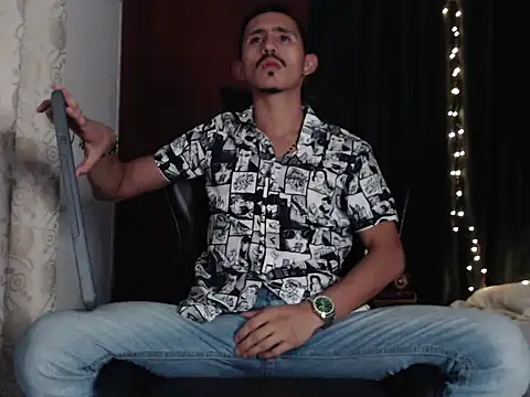 HomeAloneK online show from September 2025 07:59:01 PM