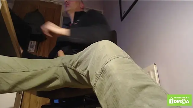 Snapshot of eatmycum4you_1baller chatting on February 2026 04:58:02 PM eatmycum4you 1baller online show from February 2026 04:58:02 PM