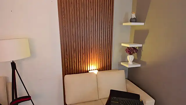 liam collins21 online show from February 2025 02:46:01 PM