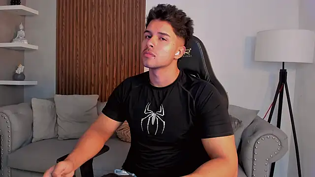 liam collins21 online show from September 2025 11:56:02 AM