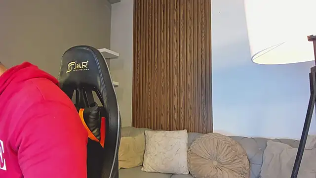 liam collins21 online show from March 2026 11:46:01 AM