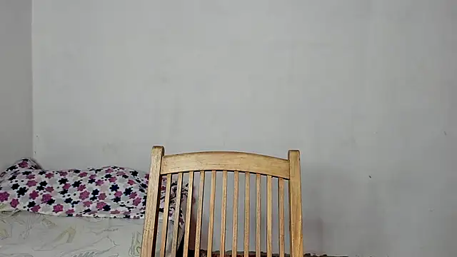 Jade Dorthini online show from March 2025 06:54:02 PM