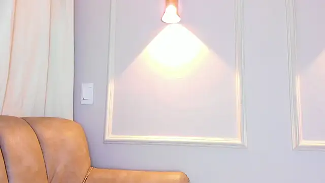 Lia walton online show from December 2025 12:21:02 PM