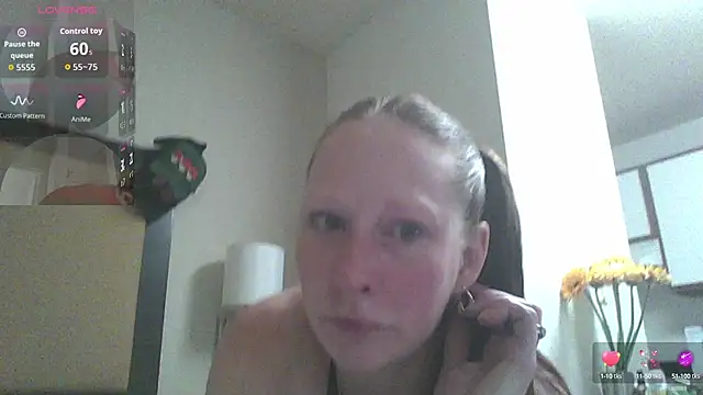 Snapshot of SexyRed247365 chatting on September 2025 11:34:02 AM SexyRed247365 online show from September 2025 11:34:02 AM