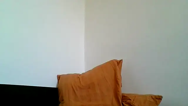 roseblak42 online show from March 2026 03:25:01 PM