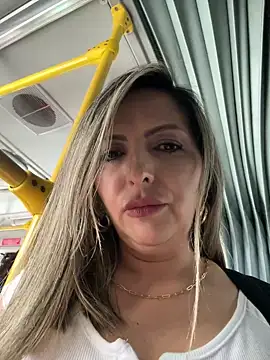  Abril-Office1 online show from December 2024 03:30:02 PM