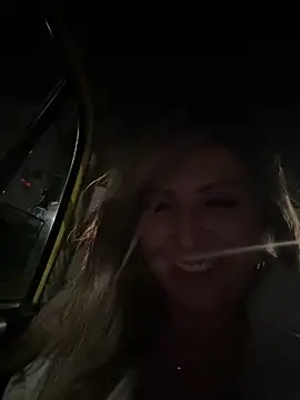  Abril-Office1 online show from January 2025 03:55:02 AM