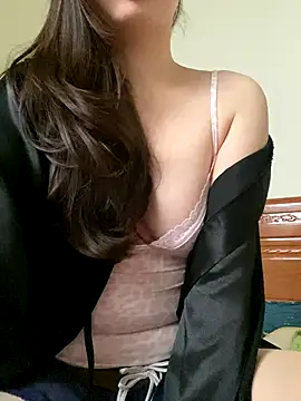 Ruby bear online show from December 2025 05:57:02 AM