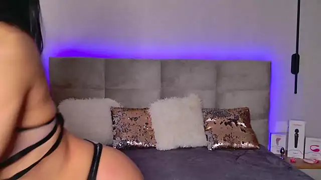 WoW Courtney online show from March 2025 01:02:02 AM