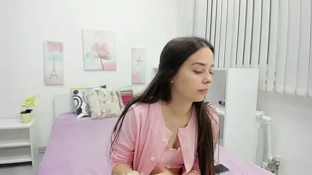 Tiny JuJu online show from September 2025 01:27:01 AM