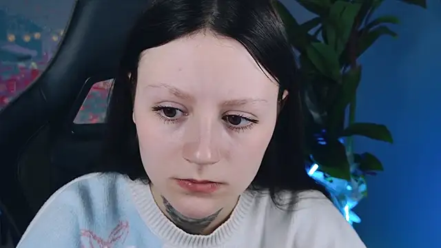 Snapshot of VeliraBraitberg chatting on December 2024 12:11:02 PM VeliraBraitberg online show from December 2024 12:11:02 PM