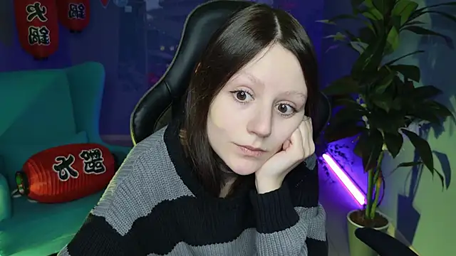 Snapshot of VeliraBraitberg chatting on December 2024 08:11:02 AM VeliraBraitberg online show from December 2024 08:11:02 AM