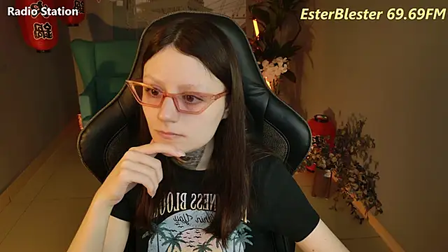 Snapshot of VeliraBraitberg chatting on January 2025 11:14:01 AM VeliraBraitberg online show from January 2025 11:14:01 AM