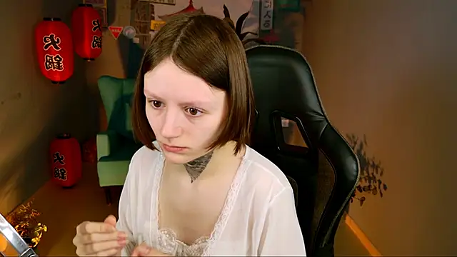 Snapshot of VeliraBraitberg chatting on March 2025 05:08:01 AM VeliraBraitberg online show from March 2025 05:08:01 AM