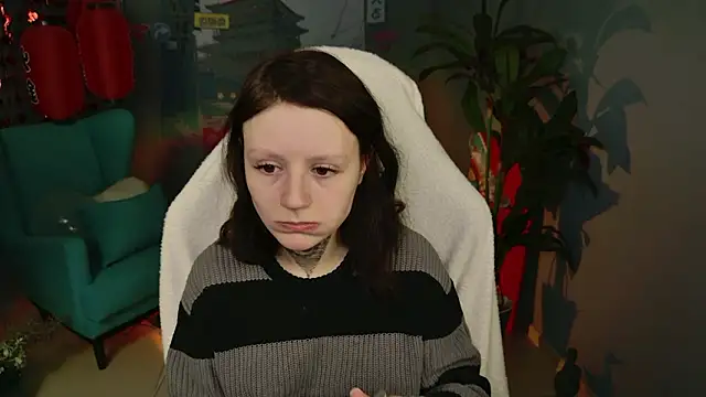 Snapshot of VeliraBraitberg chatting on February 2026 01:10:01 PM VeliraBraitberg online show from February 2026 01:10:01 PM