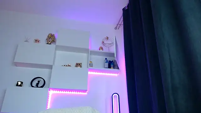 arianatattoos online show from March 2026 06:52:02 AM