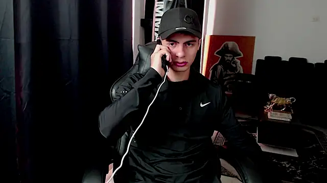 Stiven CL online show from February 2026 02:40:02 PM